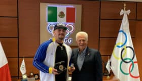 Recibe Andy Ruiz Jr reconocimiento en el Comité Olímpico Mexicano | Video
