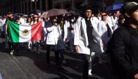 Universitarios toman calles de Puebla para exigir seguridad y justicia | Video