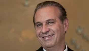 Niegan amparo a Juan Collado contra solicitud de información bancaria de FGR