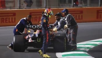 "Al final tampoco Charles (Leclerc) tenía mucho a dónde ir y fue una pena lo que sucedió": Sergio Pérez | Video