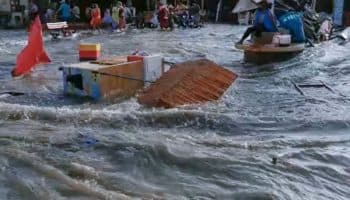 Perú confirma al menos dos muertes por el oleaje causado por el volcán de Tonga
