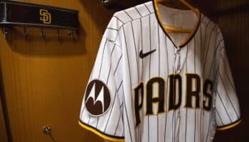 MLB: San Diego lidera invasión publicitaria a uniformes | Video