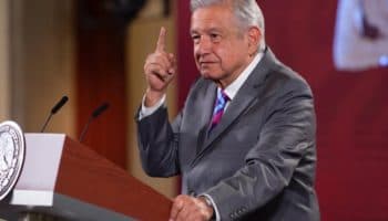 Busca AMLO acuerdos para frenar alza de precios en 24 productos de canasta básica