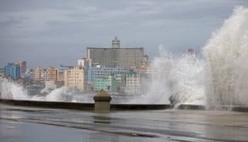 Ofrece AMLO ayuda a Cuba tras paso del huracán ‘Ian’ | Entérate