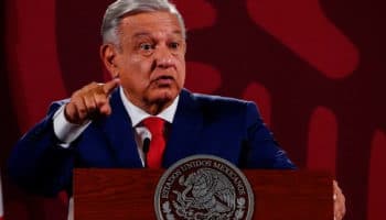 Comitiva de SCT irá a EU para gestionar vuelta de categoría aérea : AMLO | Entérate