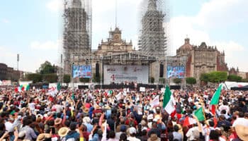 Agradece AMLO la presencia de líderes del CCE y del CMN en la marcha | Entérate