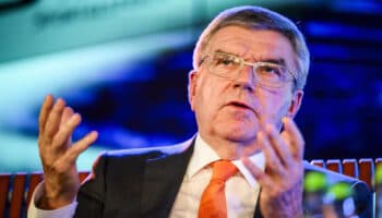"El deporte debe ser políticamente neutral": Thomas Bach