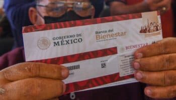 Propuesta de reforma a pensiones es 'contraria al interés de los trabajadores': experto | Video