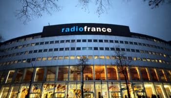 La amenaza de privatización se cierne sobre los medios de comunicación públicos de Francia