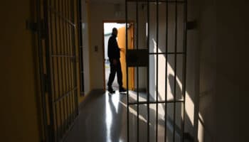 Riña en penal de Culiacán deja siete internos muertos y un herido