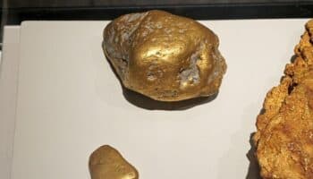 Terremotos pueden contribuir a la formación de pepitas de oro en el cuarzo