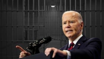 Biden conmutará penas a 2 mil 500 presos condenados; argumenta 'justicia social'