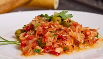 3 de cada 10 veces que venden bacalao, se trata de otra especie: Oceana