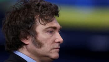 Milei anuncia baja de impuestos a exportaciones agropecuarias; veto a leyes opositoras