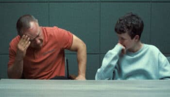 Se reúne Keir Starmer con creadores de la serie 'Adolescencia' | Video