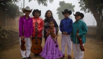 "La raya": migración, nostalgia y comedia, todo en una película