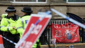 Acusan de siete cargos al responsable de arrollar a aficionados del Liverpool | Video