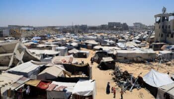 Israel asesina a más de una decena de personas en campo de desplazados