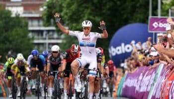 Tour de Francia 2025: Se adjudica Tim Merlier la accidentada Etapa 3 | Video