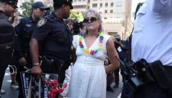 Arrestan a quince durante manifestación en apoyo a retenidos por ICE en Nueva York