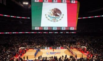 NBA: Vencen Pistons a Mavericks en la Arena CDMX | Video