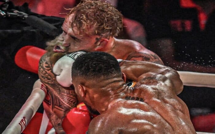 Destroza Anthony Joshua mandíbula de Jake Paul | Video