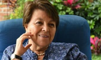 Celebran los 80 años de la poeta Elsa Cross con charla virtual