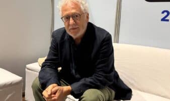 “La muerte me pasa cerca, me roza y nada”: Héctor Abad Faciolince