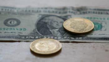 ¿Adiós al ‘superpeso’? tipo de cambio ronda 18 por dólar