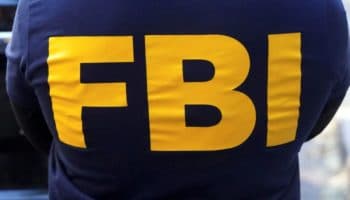 FBI arresta a jueza por 'obstruir' detención de migrante | Esquivel