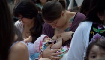 Lactancia materna impulsa desarrollo cognitivo de bebés entre un 3 y 7 %