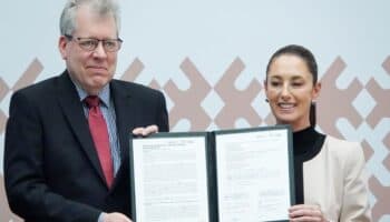 CDMX firma compromiso con la ONU para reducir consumo de plástico