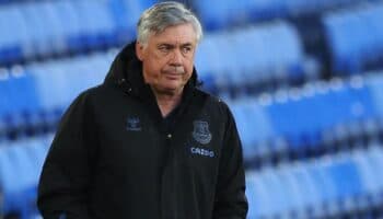 Carlo Ancelotti demanda al Everton