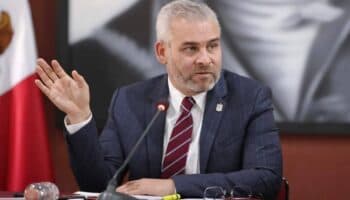 Asesinato de Hipólito Mora pudo ser por conflictos con cárteles: Ramírez Bedolla