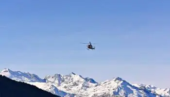 Mueren cinco mexicanos al estrellarse su helicóptero cerca del Everest
