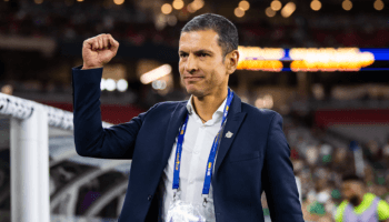 Siboldi considera 'ilógico' pedir salida de Jimmy Lozano por caer ante Honduras
