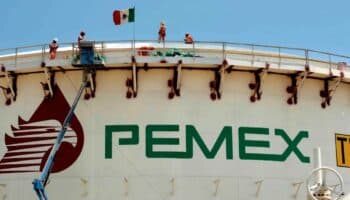 'Coyotes' intervienen para cobrar deudas de Pemex: Bloomberg