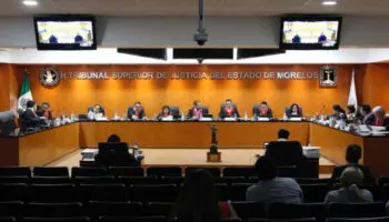 Presidente del TSJ de Morelos frenó su destitución con suspensión provisional