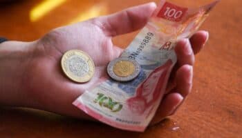 Coneval: 8.9 millones salieron de la pobreza, pero aumentaron carencias en salud y educación