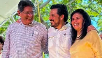 Zoé Robledo destapa a Manuela Obrador para la gubernatura de Chiapas