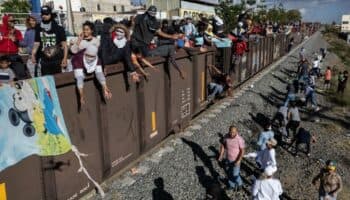 Trenes de Ferromex ya retomaron actividades: AMLO