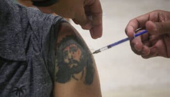 Vacuna Patria estará lista a finales de noviembre: AMLO