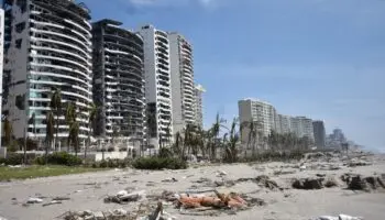 Ya no hay turistas varados por 'Otis'; 12,300 fueron evacuados: Torruco | Video