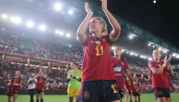 Reciben españolas un premio 'cuatro veces menor' por ganar el Mundial Femenil | Video