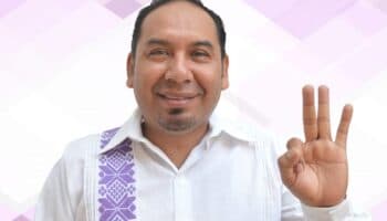 Videos | Golpean a presidente municipal en Oaxaca previo a su informe de gobierno
