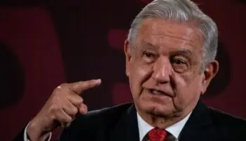 'Gran gran escritor mexicano': AMLO lamenta muerte de José Agustín