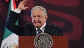 AMLO propone desaparecer 'todos' los organismos autónomos en reforma