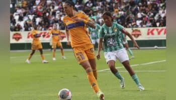 Jenni Hermoso anota 2 de los 7 goles de Tigres al León | Video