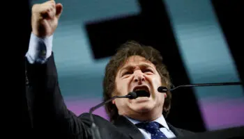 Milei prohíbe el lenguaje inclusivo en la administración pública argentina | Video