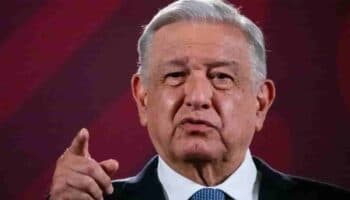 'Muy vergonzoso': AMLO tras filtración en redes del teléfono de su hijo